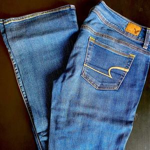 American Eagle - Kick Boot Jean, size 8L